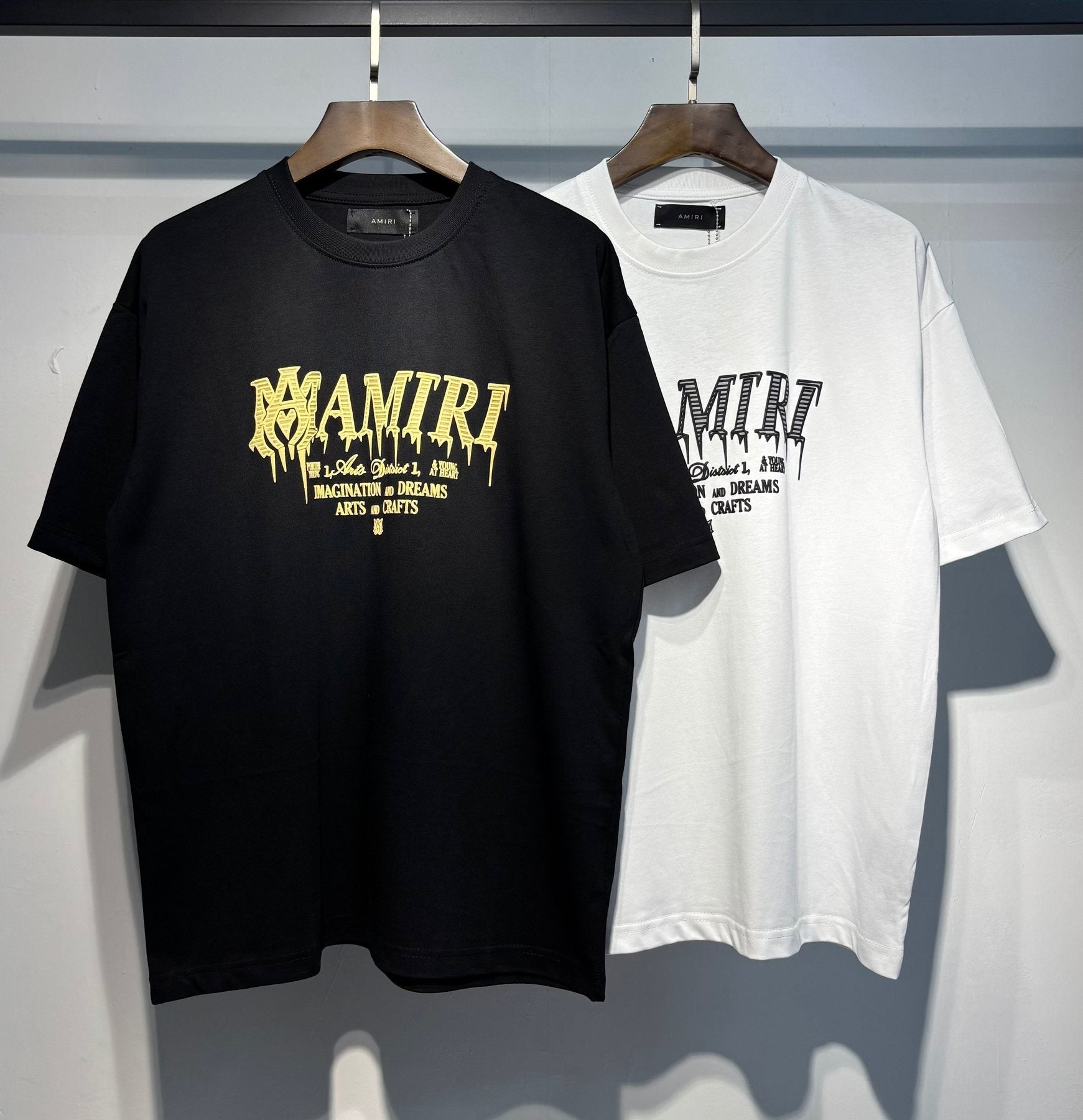 AMIRI Crest Graphic Short-Sleeve T-Shirt — context