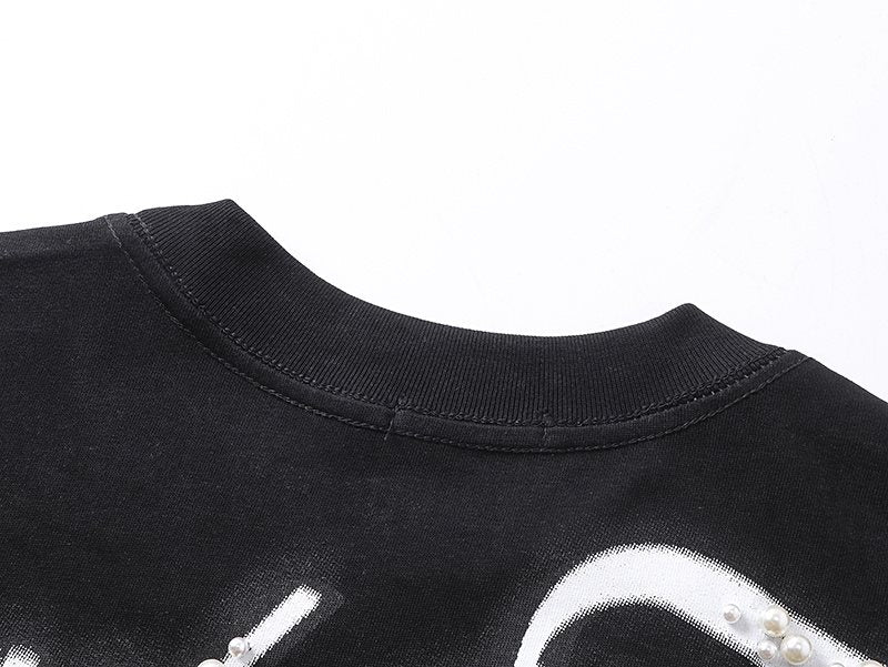 MIXED EMOTION Angel Graphic T-Shirt — detail