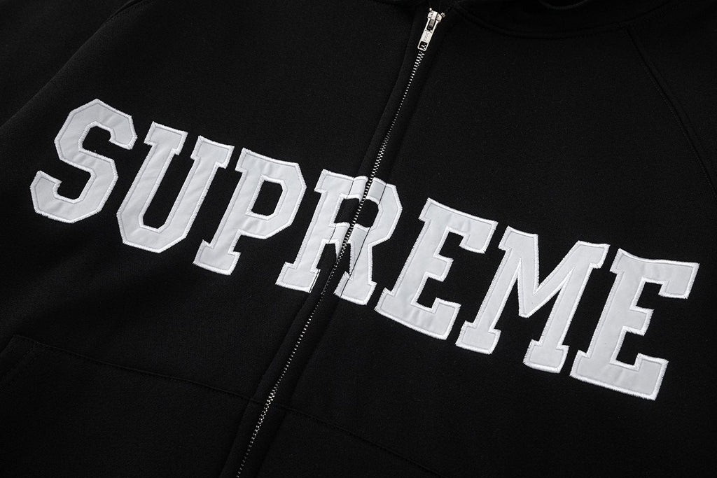Supreme Front Appliqué Zip Hoodie — detail